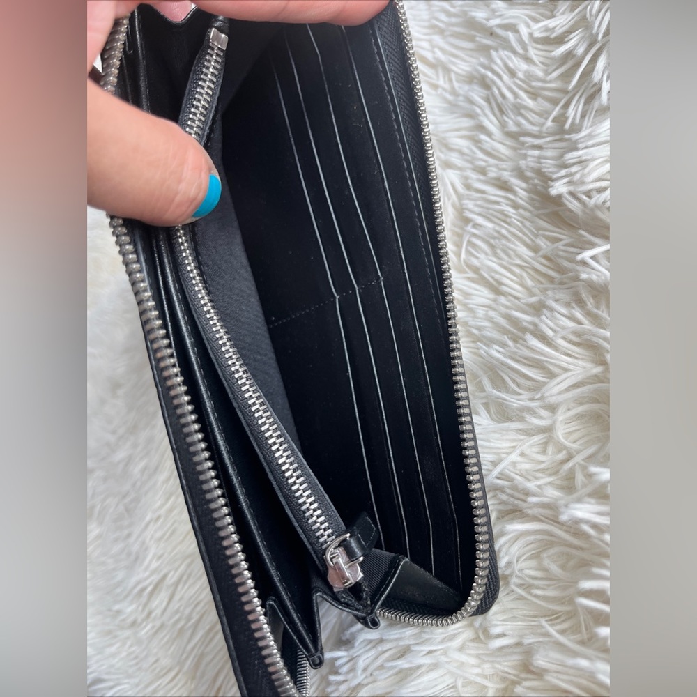 MCM Zip-around Long Wallet Leather Black - Picture 4 of 16